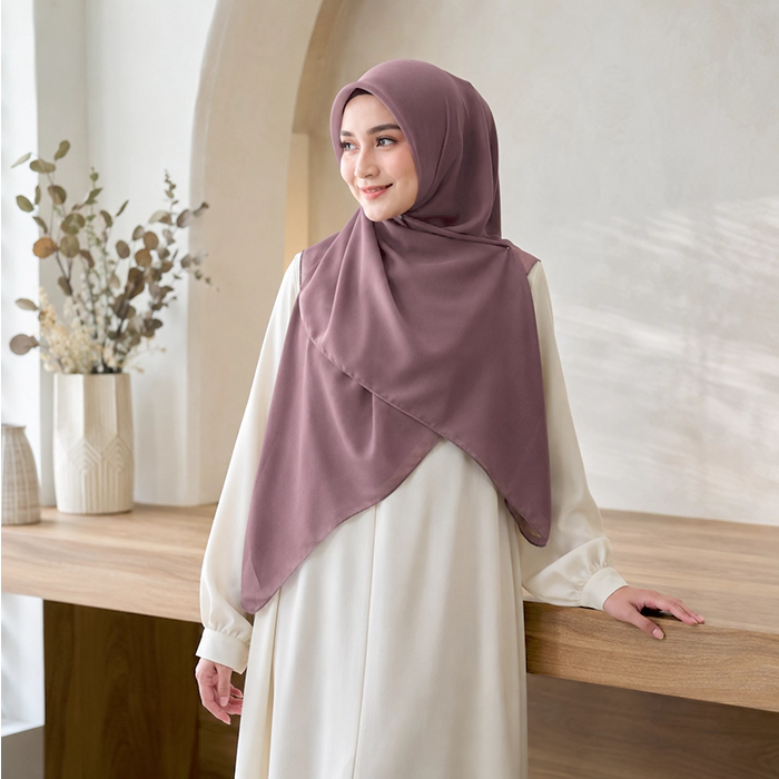 Hijab Bella Square Basic PARASNYA — polycotton premium grade A sehari-hari